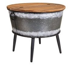 Mesa baúl de metal y madera
