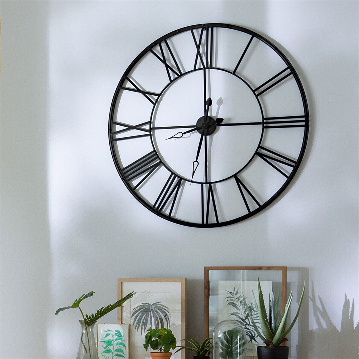 Reloj de mesa vintage de madera y metal blanco y negro