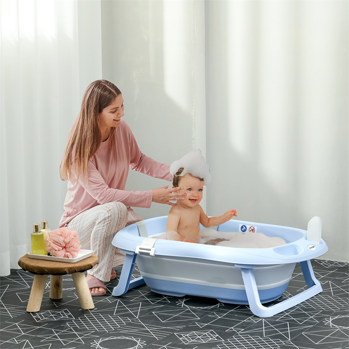 Cinco bañeras con cambiador baratas para tu bebé