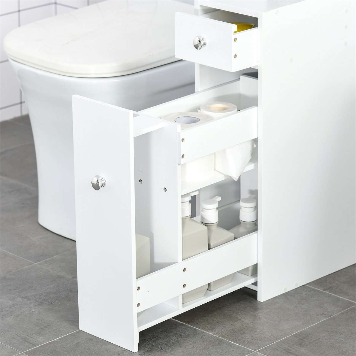 Conforama tiene un armario estrecho que permite aprovechar rincones en  desuso en cocinas y baños pequeños