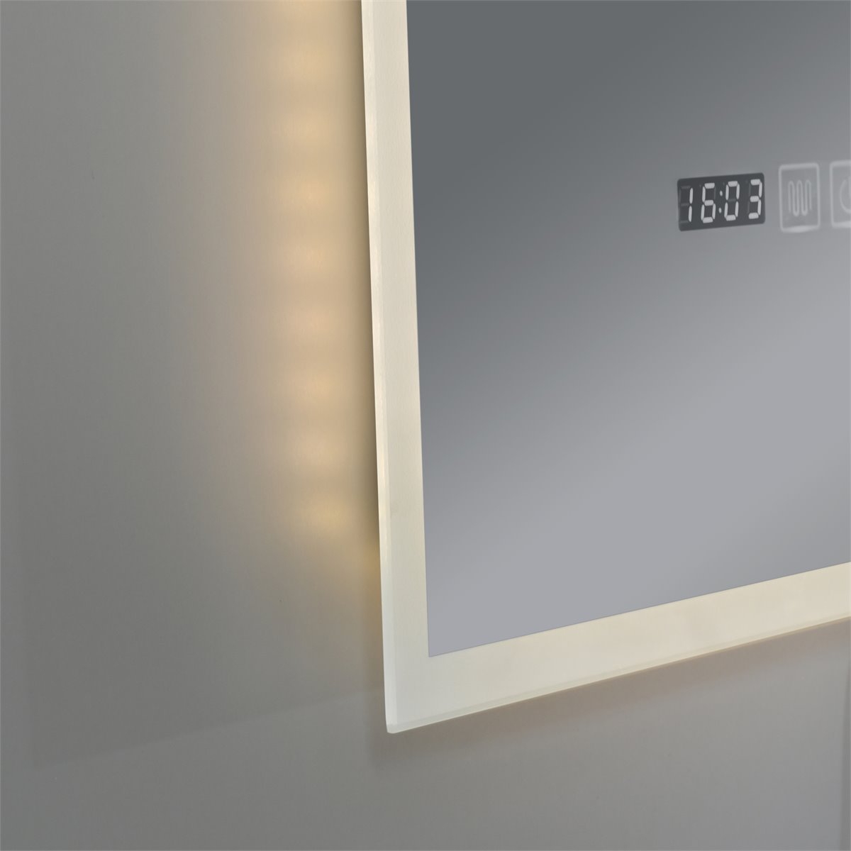 Espejo De Pared Con Led Racale Para Baño Ip65 Con Reloj Antivaho Y